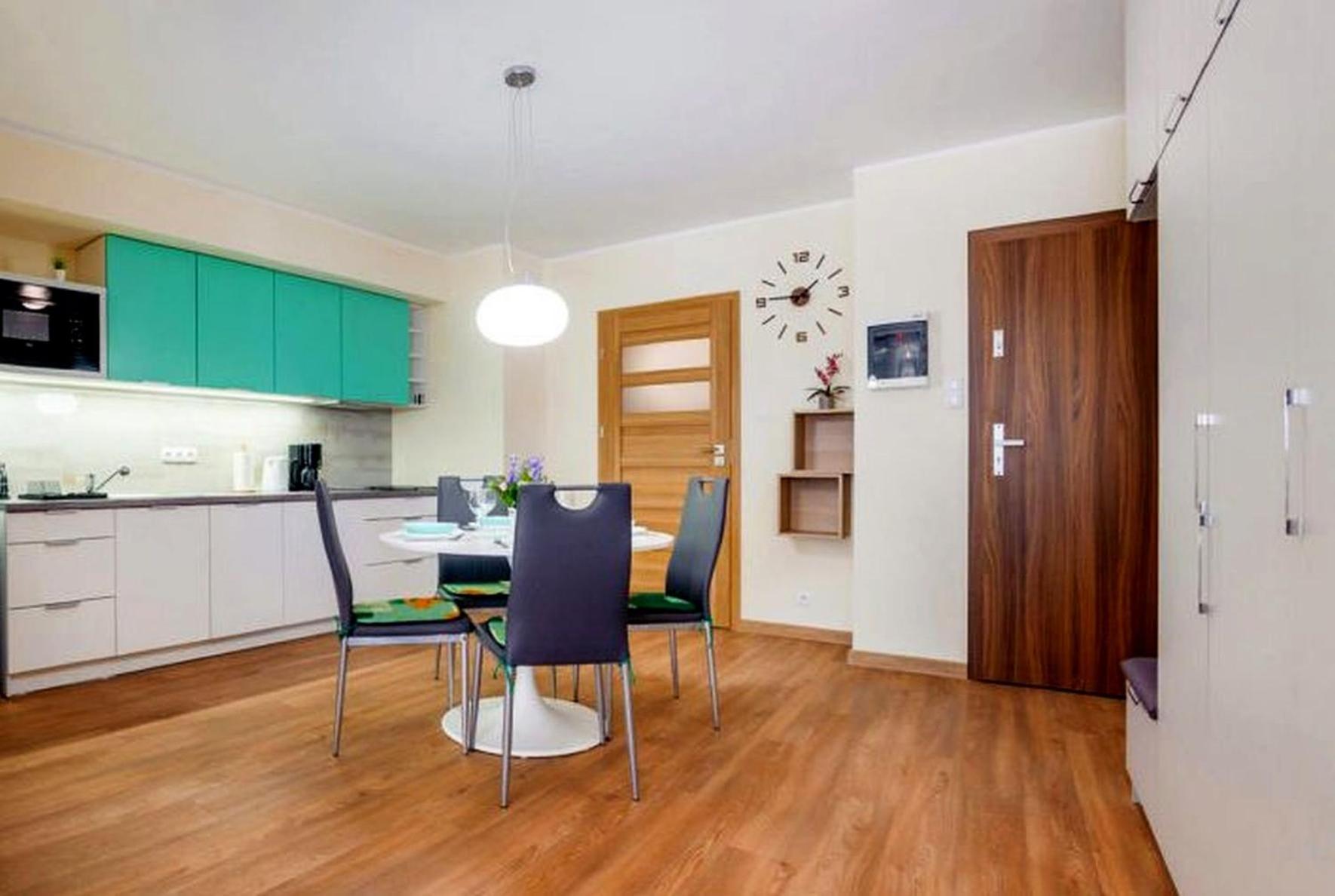 Apartament Spoko, Basen, Sauna, Aneks Kuchenny, Morze 300M Kołobrzeg Exteriör bild